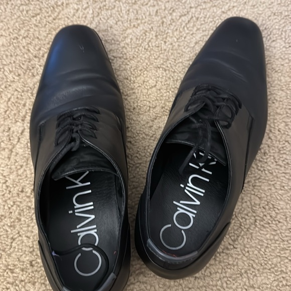 Men’s Calvin Klein Dress Shoes. Worn once size 10.5 - Picture 3 of 3
